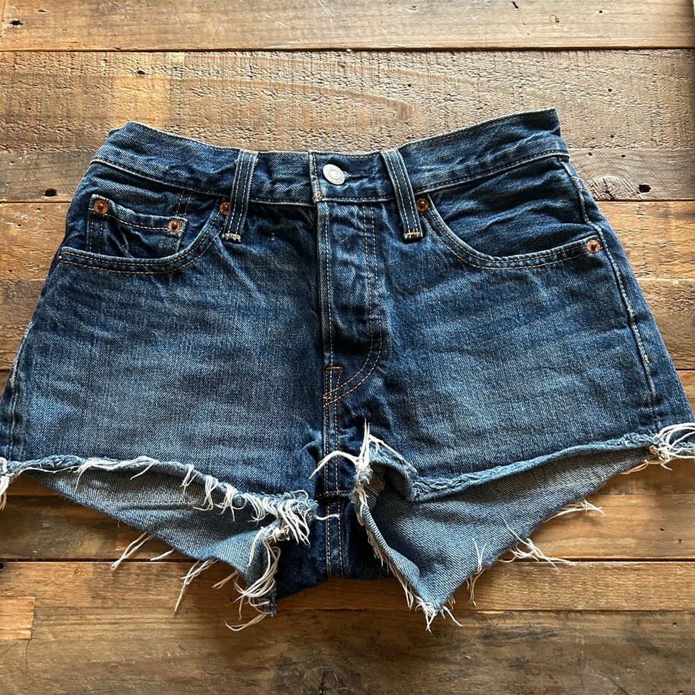 Levis 501 high rise denim shorts